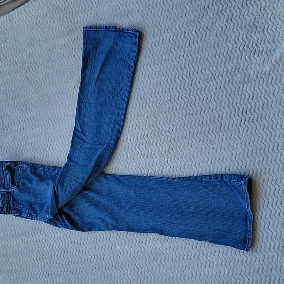 Old Navy Sweetheart Classic Rise Bootcut Jeans Size 8 Regular - Picture 10 of 13